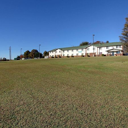 Americas Best Value Inn & Suites Cassville Roaring River Esterno foto