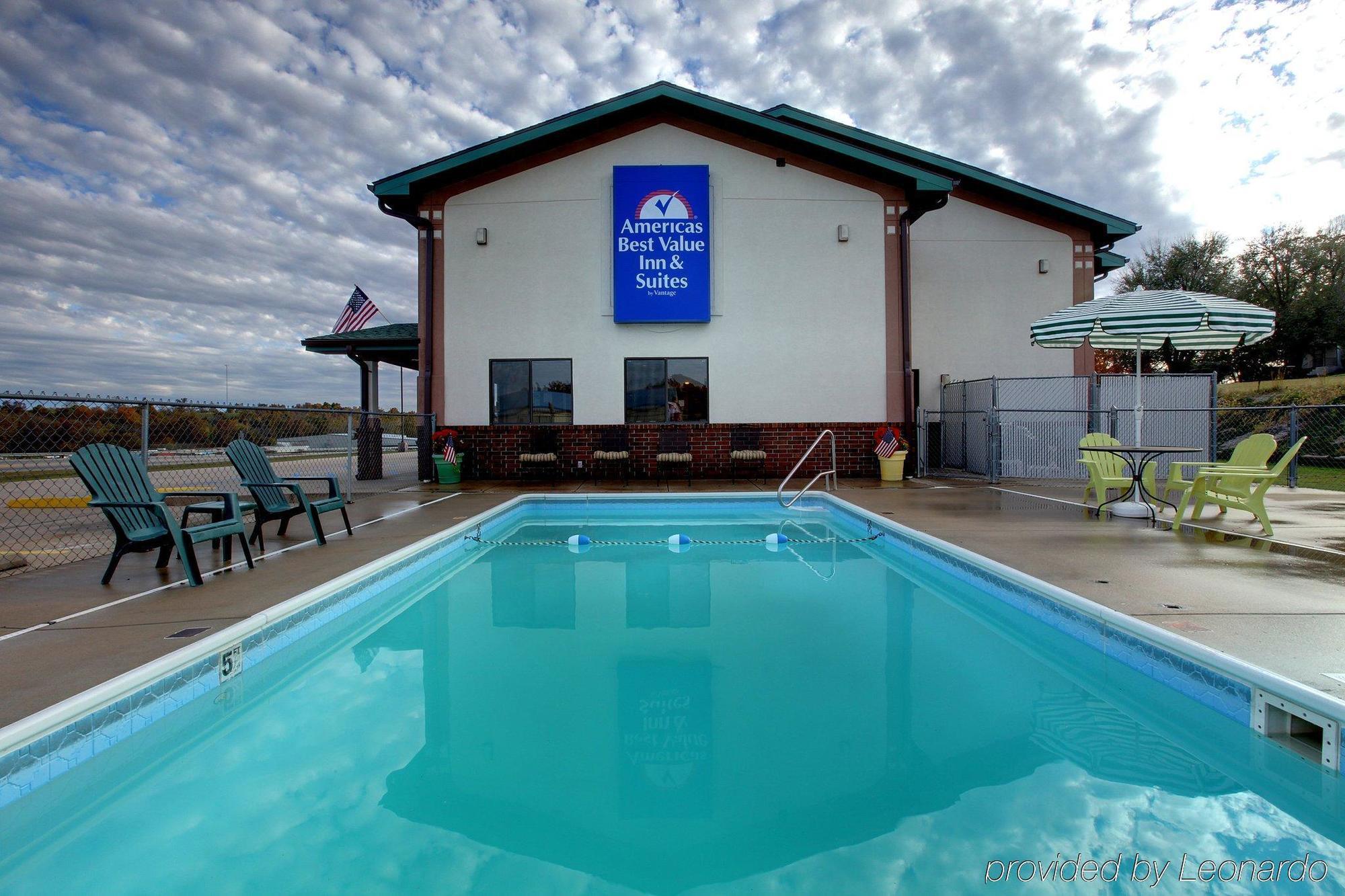 Americas Best Value Inn & Suites Cassville Roaring River Servizi foto